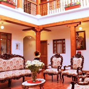Casa Plazas Hotel