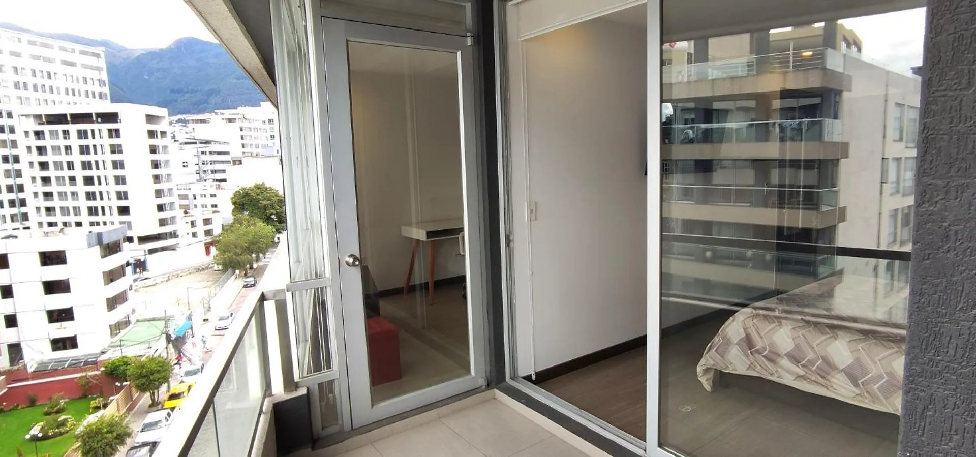 Luxury Suite With A Private Office Quito